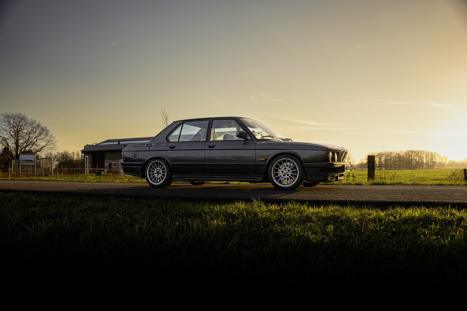 BMW E28 M535i 8HP swap